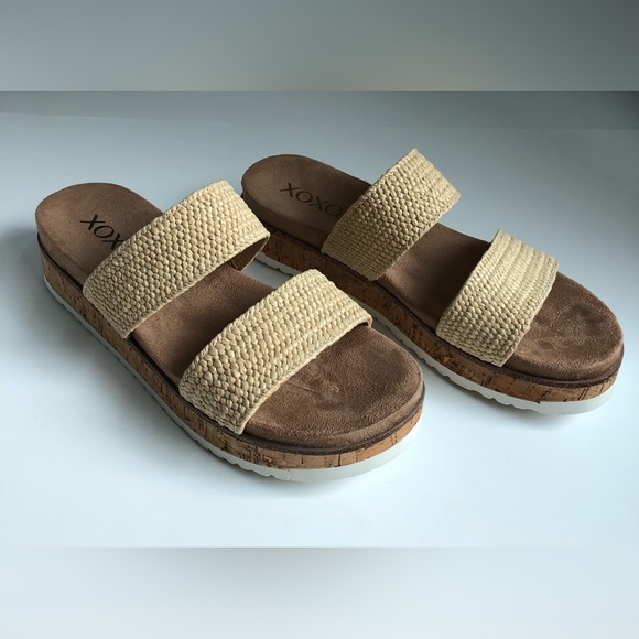 XOXO Delmar Women’s 8.5 M Double Band Flat Form Slip On Sandal Light Beige - Picture 2 of 8